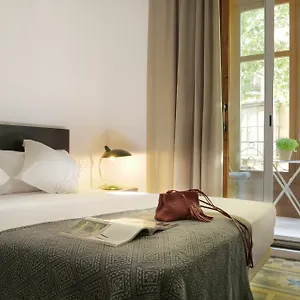 3* Guest house Som Nit Triomf
